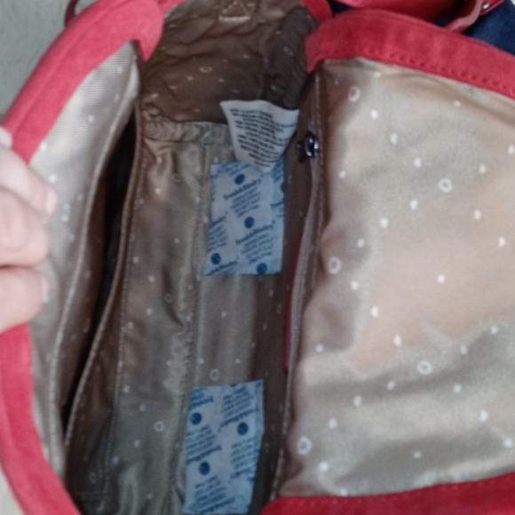 Lucky Brand Small Red Lura Crossbody - Picture 8 of 8